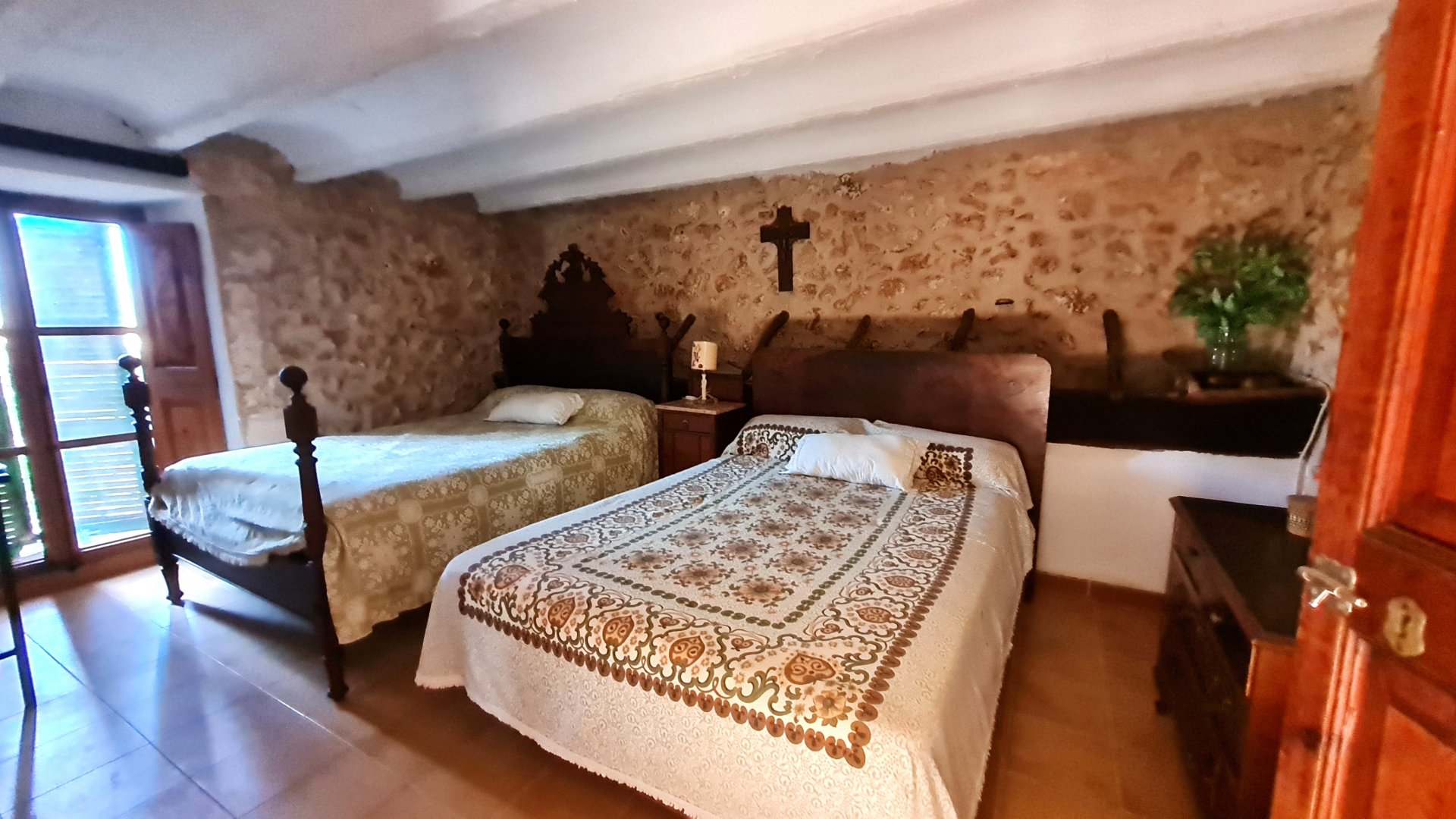 Finca a Algaida, Mallorca, Spagna 3 camere da letto, 313 mq. N° 112000