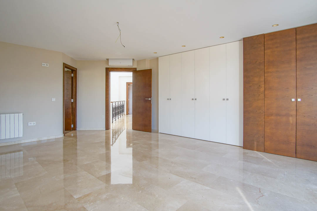 Villa en L'Alfàs del Pi, Alicante, España 5 dormitorios, 810 m2 No. 86746