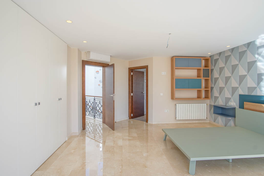 Villa en L'Alfàs del Pi, Alicante, España 5 dormitorios, 810 m2 No. 86746