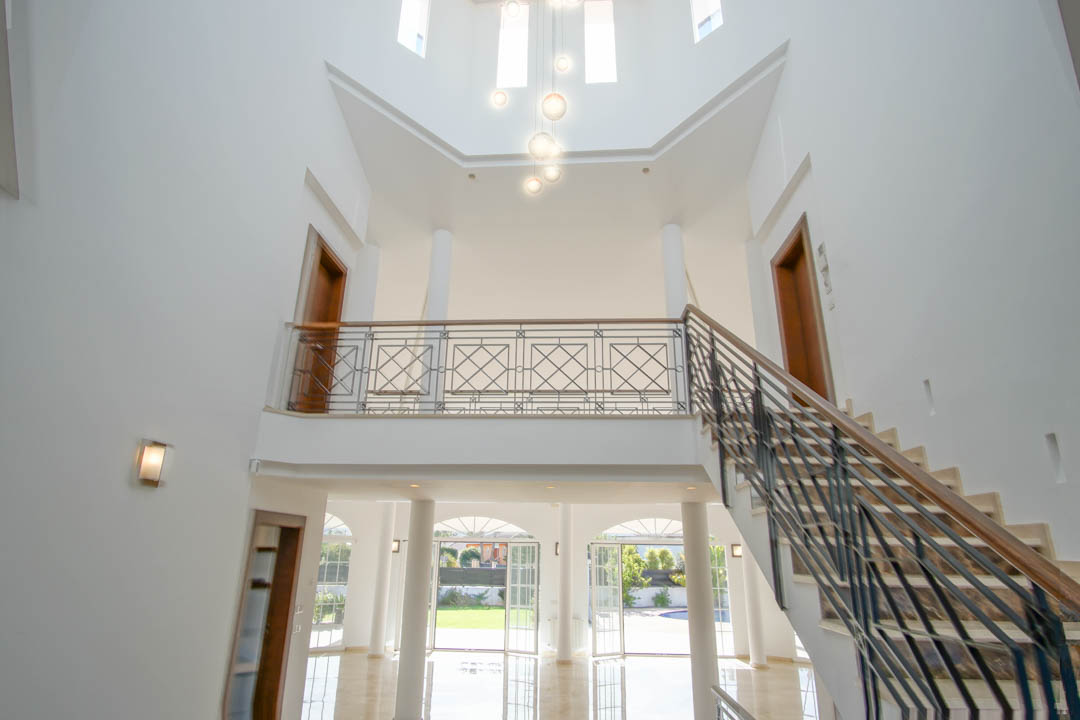 Villa en L'Alfàs del Pi, Alicante, España 5 dormitorios, 810 m2 No. 86746