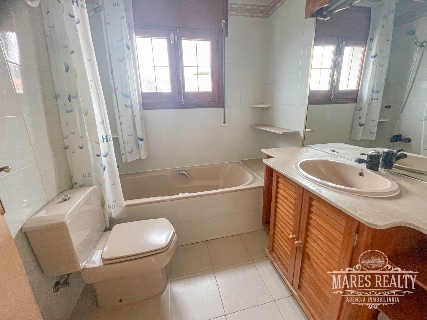 Villa à Lloret de Mar, Girona, Espagne 4 chambres, 202 m2 No. 91168