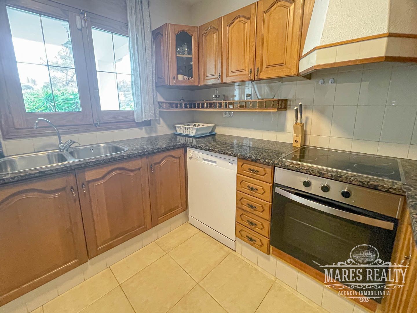 Villa à Lloret de Mar, Girona, Espagne 4 chambres, 202 m2 No. 91168