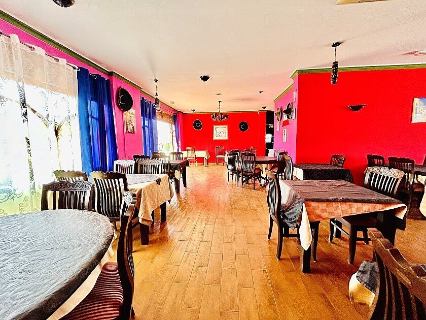 Liikekiinteistö Orihuela, Alicante, Espanja 242 m2 No. 111285