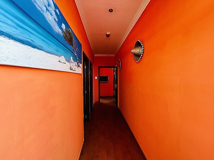 Liikekiinteistö Orihuela, Alicante, Espanja 242 m2 No. 111285
