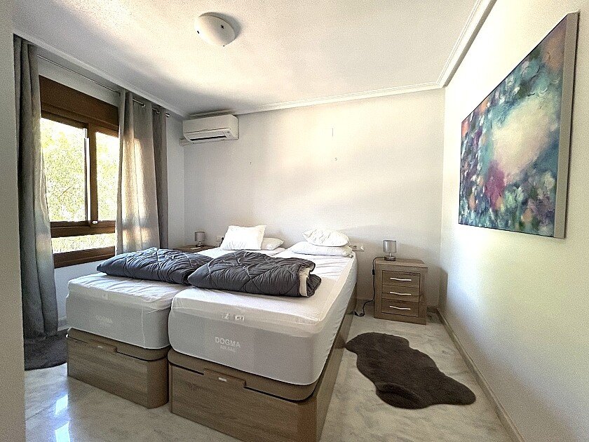 Villa à San Miguel de Salinas, Alicante, Espagne 4 chambres, 160 m2 No. 111283