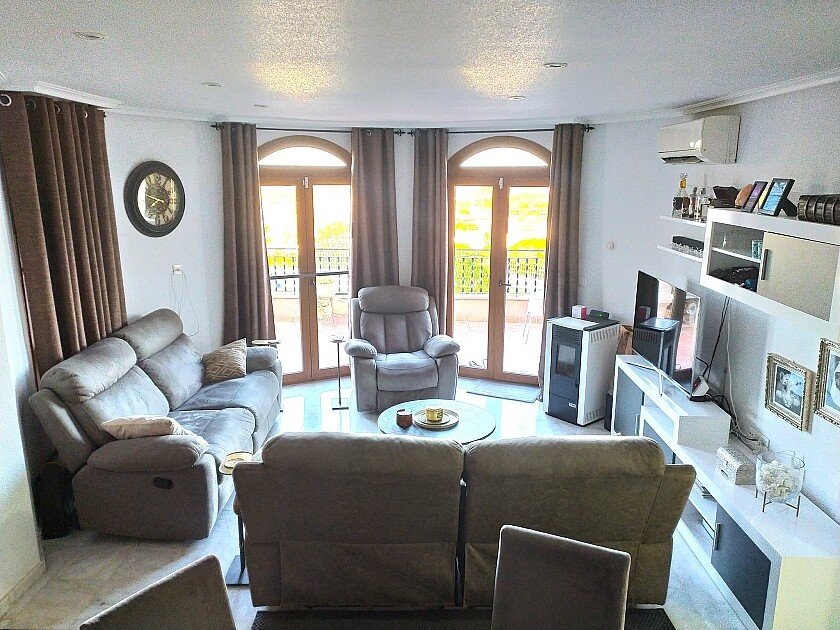 Villa à San Miguel de Salinas, Alicante, Espagne 4 chambres, 160 m2 No. 111283