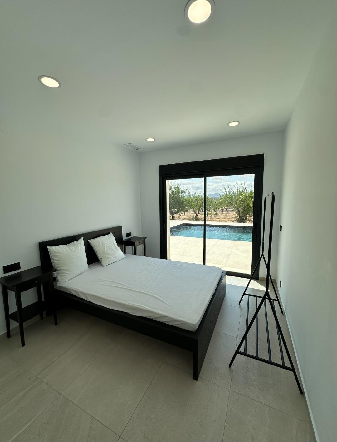 Villa a Pinoso, Alicante, Spagna 3 camere da letto, 199 mq. N° 111304