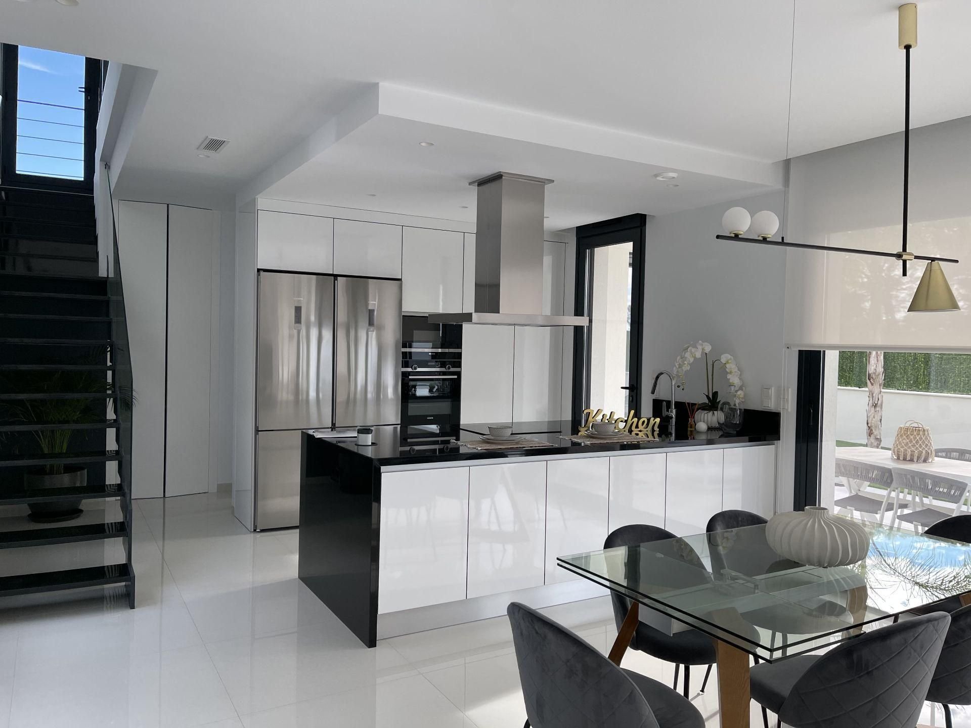 Casa a Benidorm, Alicante, Spagna 3 camere da letto, 145 mq. N° 95800