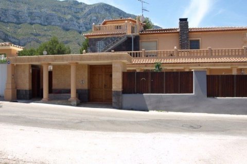 Finca in Denia, Alicante, Spain 8 bedrooms, 440 sq.m. No. 95805