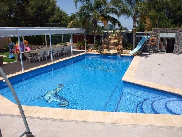 Finca a Denia, Alicante, Spagna 8 camere da letto, 440 mq. N° 95805
