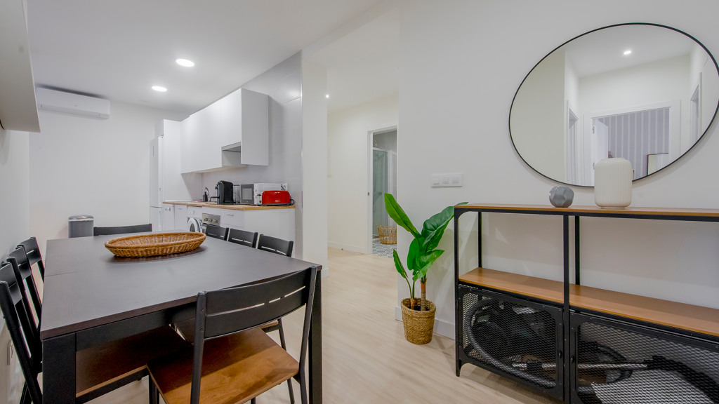 Wohnung in Madrid, Spanien 7 Schlafzimmer, 280 m2 Nr. 99505