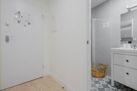 Dzīvoklis Madrid, Spānijā 7 istabas, 280 m2 Nr. 99505