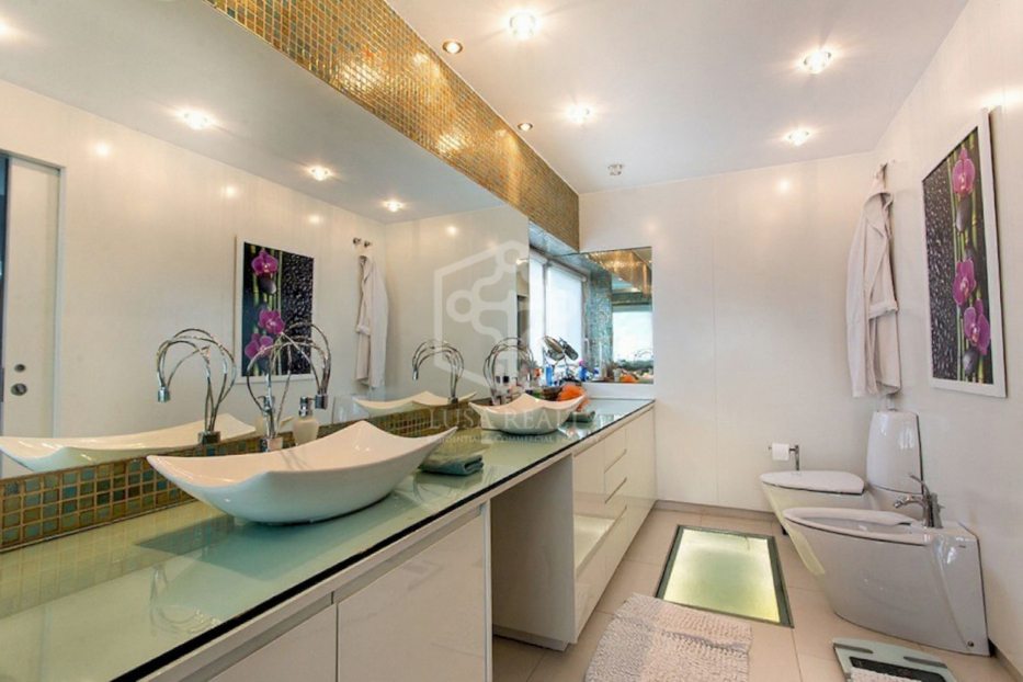 Villa en Castelldefels, Barcelona, España 7 dormitorios, 860 m2 No. 94445