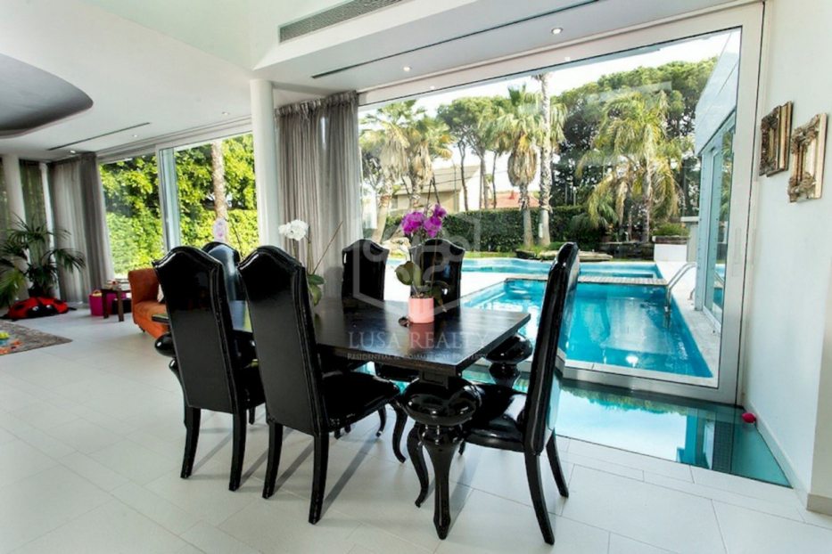 Villa en Castelldefels, Barcelona, España 7 dormitorios, 860 m2 No. 94445
