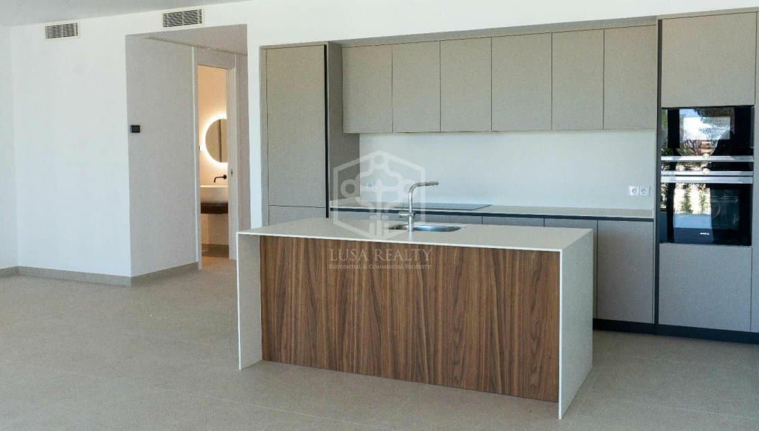 Apartment in Marbella, Malaga, Spain 3 bedrooms, 246 sq.m. No. 111070