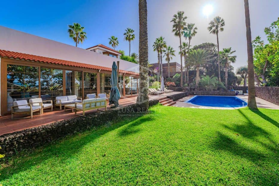 Villa i Arona, Tenerife, Spanien 6 sovrum, 350 kvm. Nr. 111067