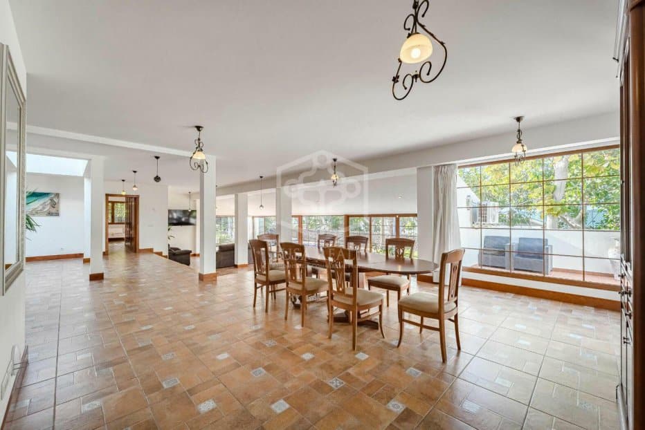 Villa i Arona, Tenerife, Spanien 6 sovrum, 350 kvm. Nr. 111067