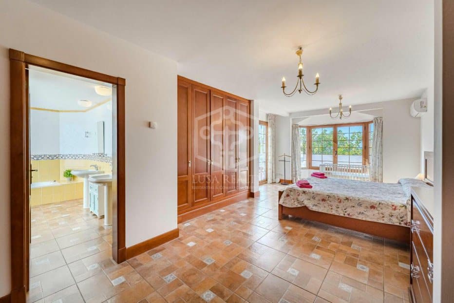 Villa i Arona, Tenerife, Spanien 6 sovrum, 350 kvm. Nr. 111067