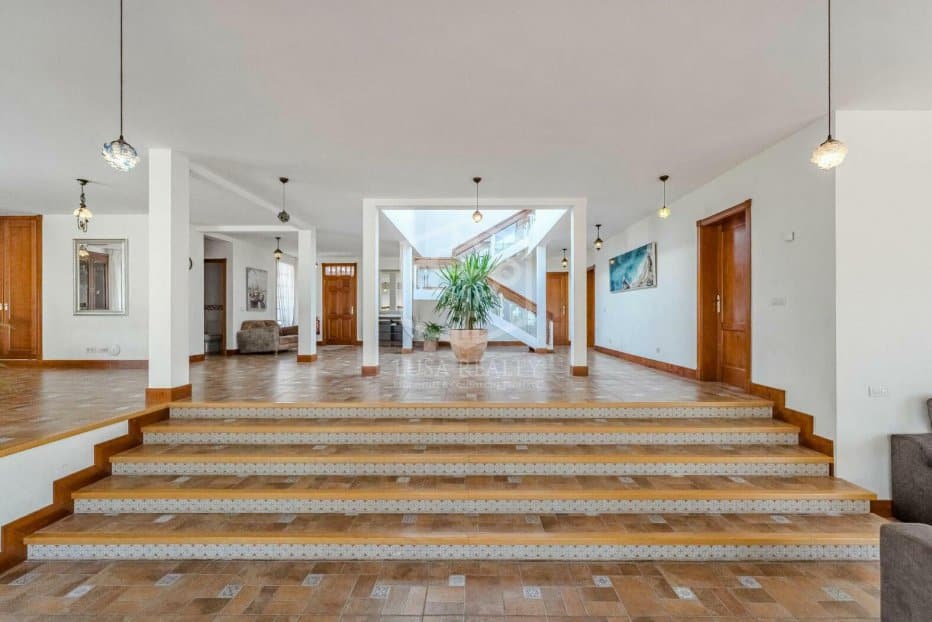 Villa i Arona, Tenerife, Spanien 6 sovrum, 350 kvm. Nr. 111067