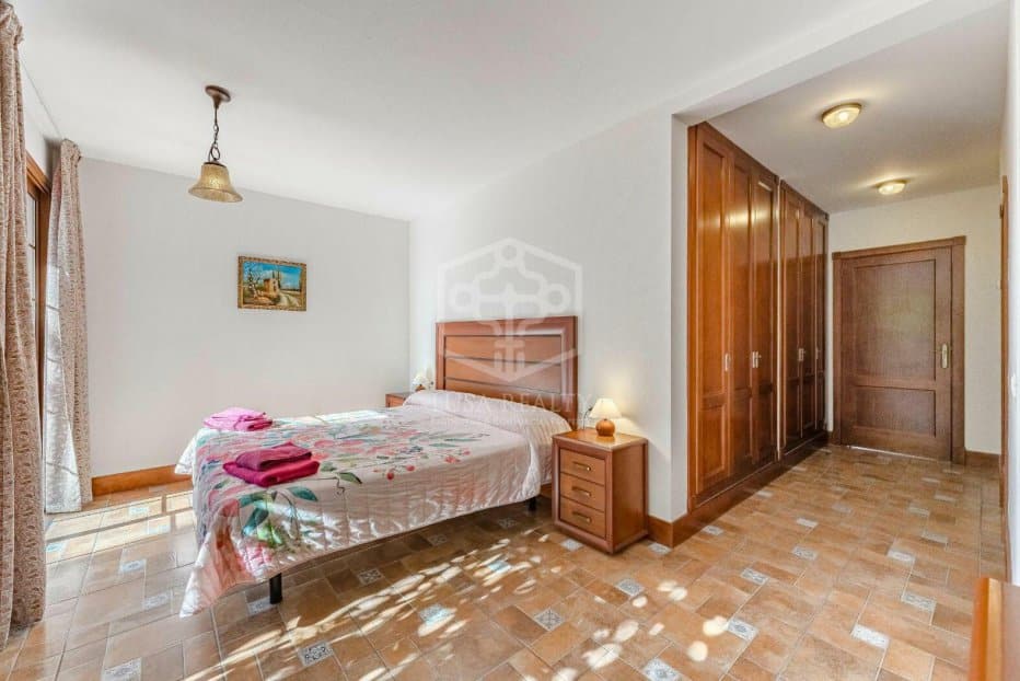 Villa i Arona, Tenerife, Spanien 6 sovrum, 350 kvm. Nr. 111067