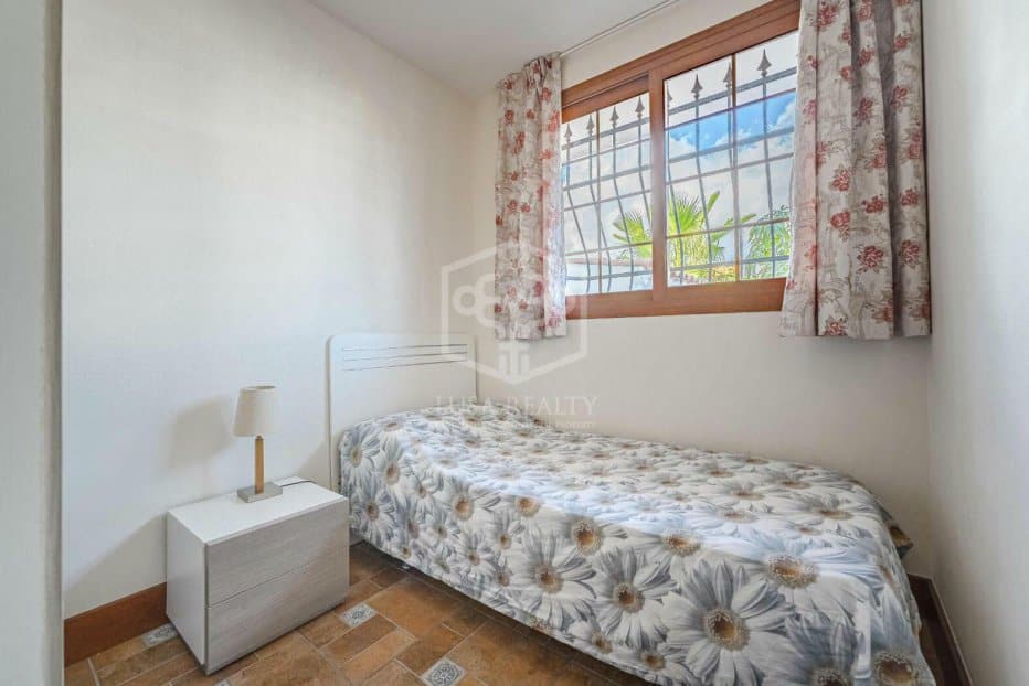 Villa i Arona, Tenerife, Spanien 6 sovrum, 350 kvm. Nr. 111067