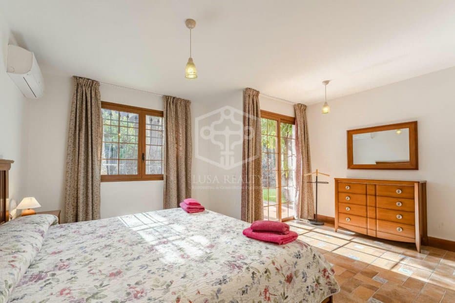 Villa i Arona, Tenerife, Spanien 6 sovrum, 350 kvm. Nr. 111067