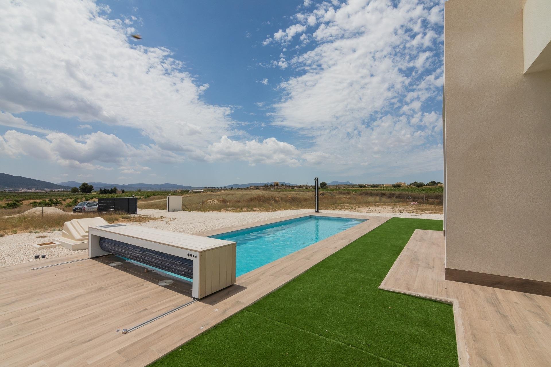 Villa a Pinoso, Alicante, Spagna 3 camere da letto, 152 mq. N° 111309