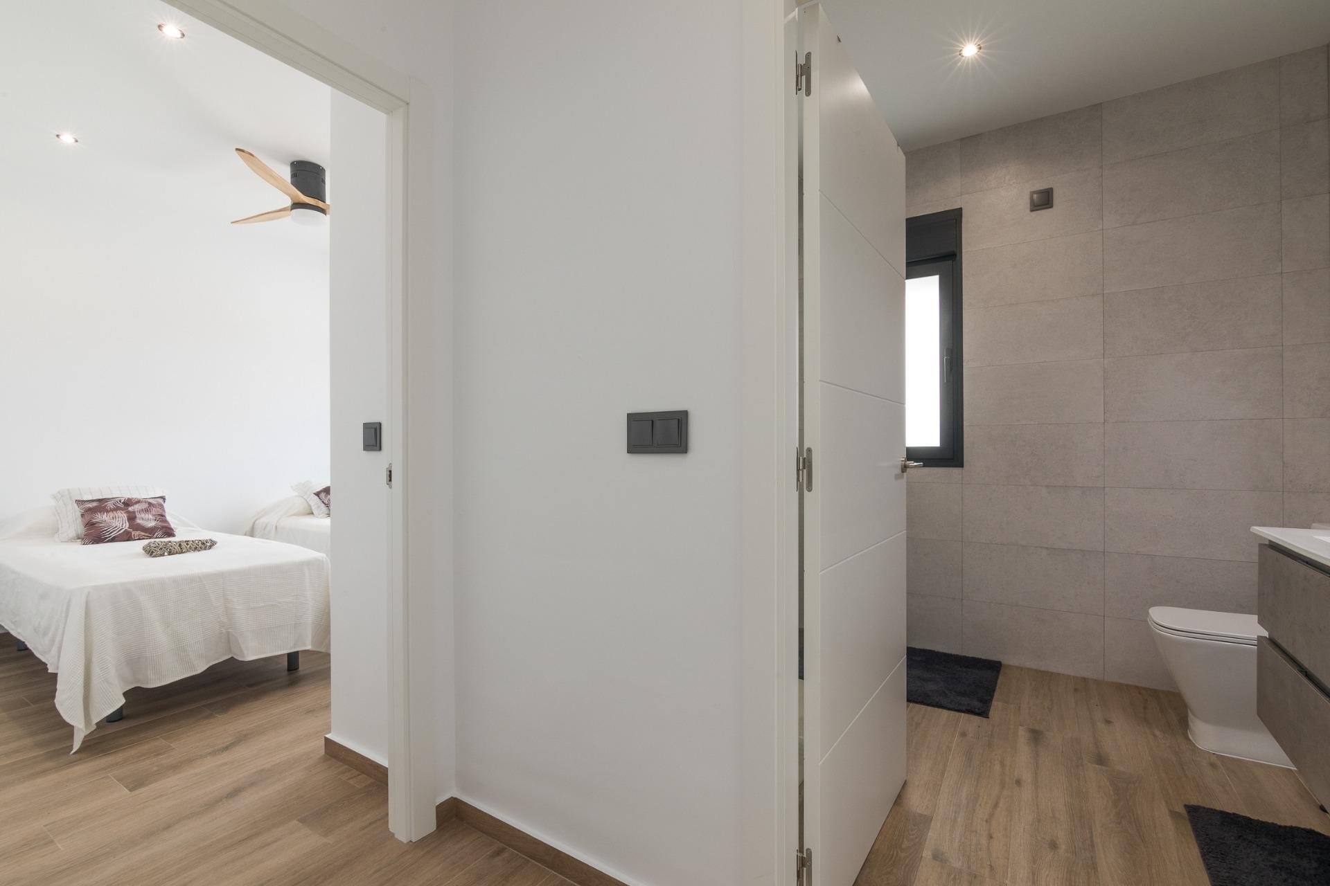 Villa a Pinoso, Alicante, Spagna 3 camere da letto, 152 mq. N° 111309