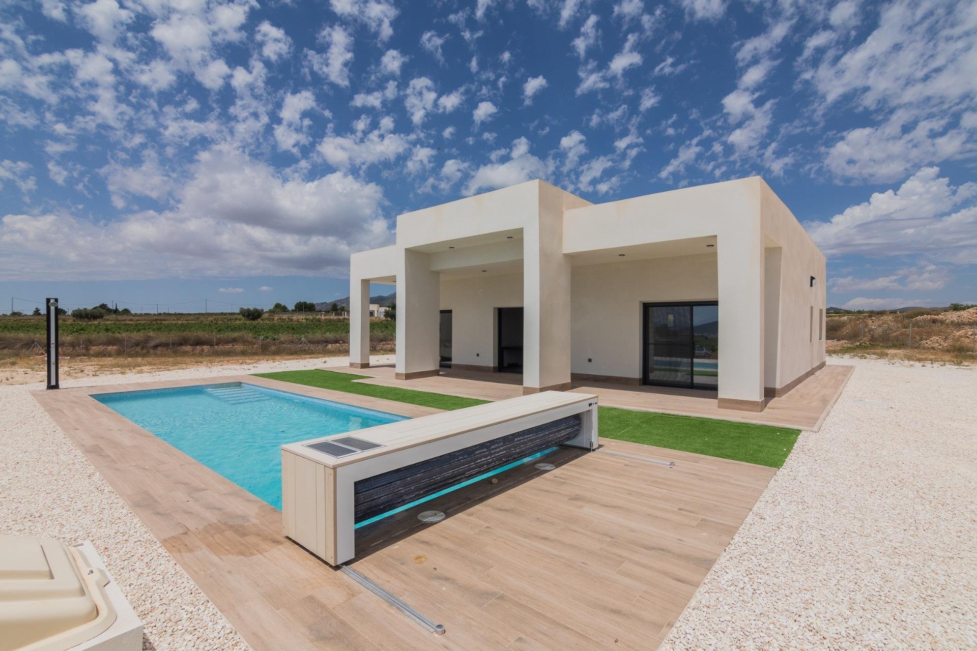 Villa a Pinoso, Alicante, Spagna 3 camere da letto, 152 mq. N° 111309