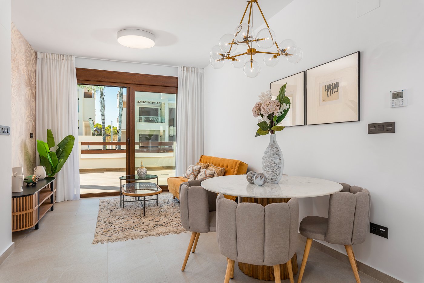Dzīvoklis Los Balcones, Alicante, Spānijā 2 istabas, 63 m2 Nr. 110133
