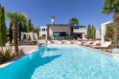 Huvila Boadilla del Monte, Madrid, Espanja 5 makuuhuonetta, 750 m2 No. 106327