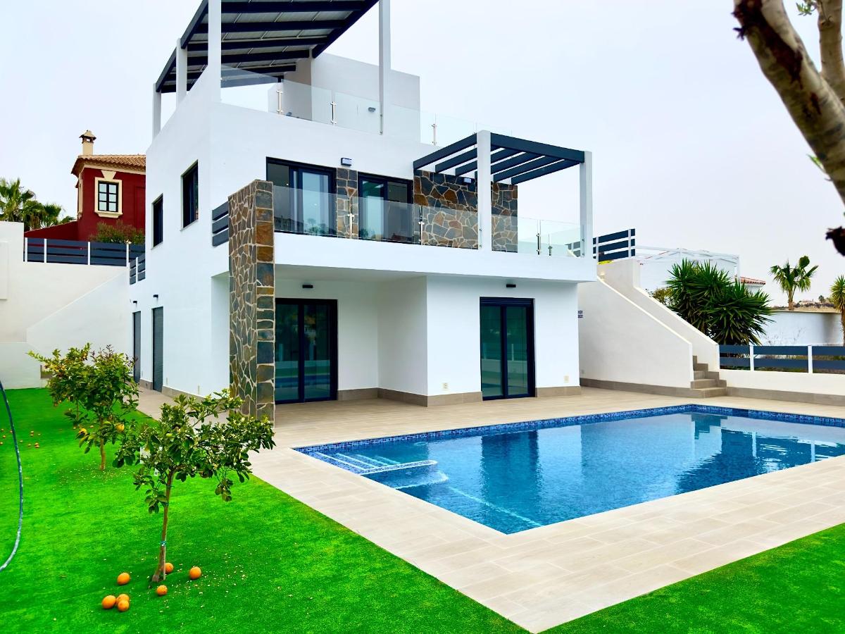 Huvila Ciudad Quesada, Alicante, Espanja 4 makuuhuonetta, 124 m2 No. 113090