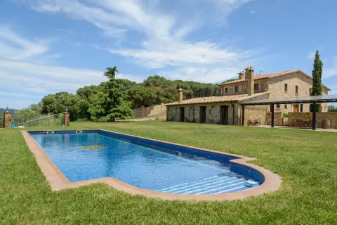 House in Platja D'aro, Girona, Spain 5 bedrooms, 400 sq.m. No. 90875