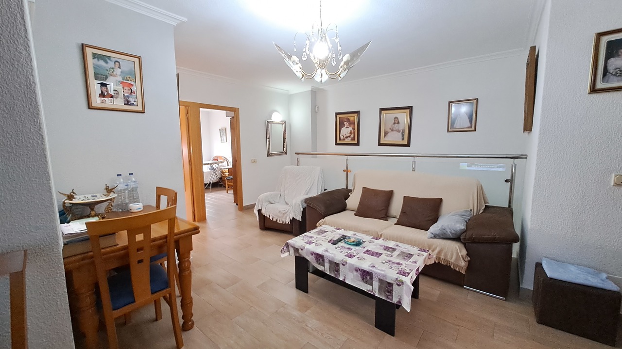 Kaupunkipientalo Benijofar, Alicante, Espanja 3 makuuhuonetta, 129 m2 No. 115953