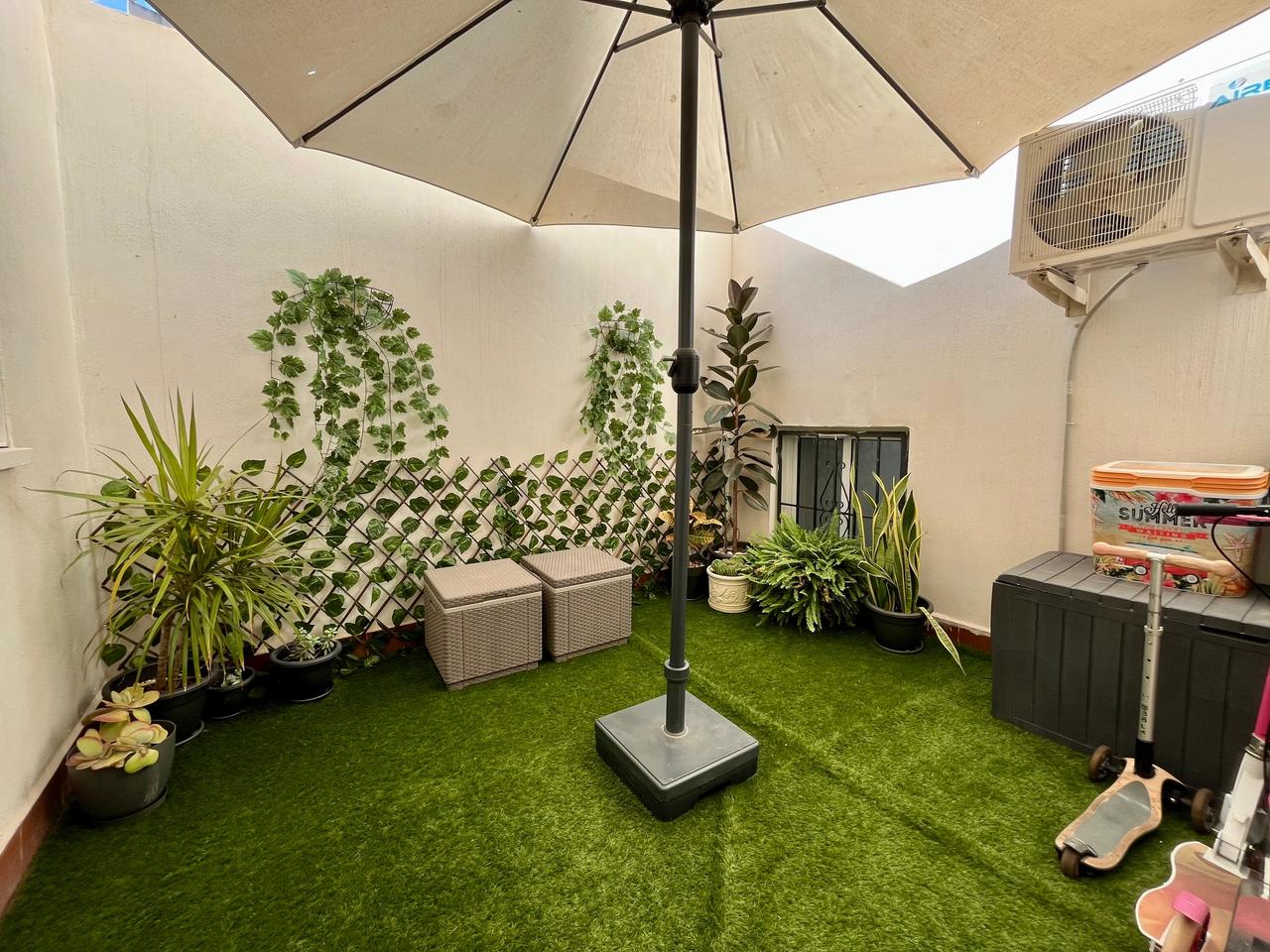 Apartamento en Torrevieja, Alicante, España 4 dormitorios, 115 m2 No. 115957