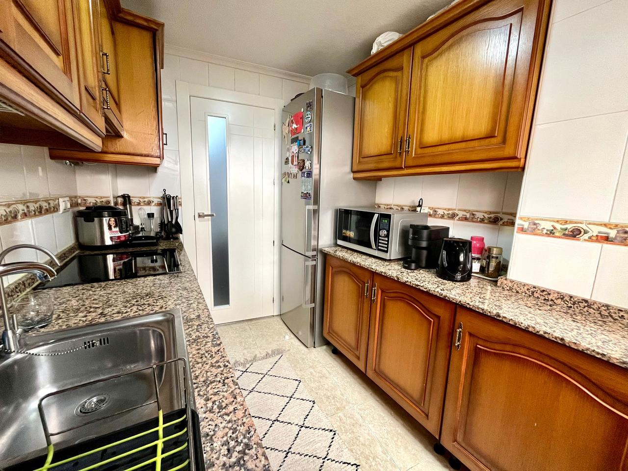 Apartamento en Torrevieja, Alicante, España 4 dormitorios, 115 m2 No. 115957