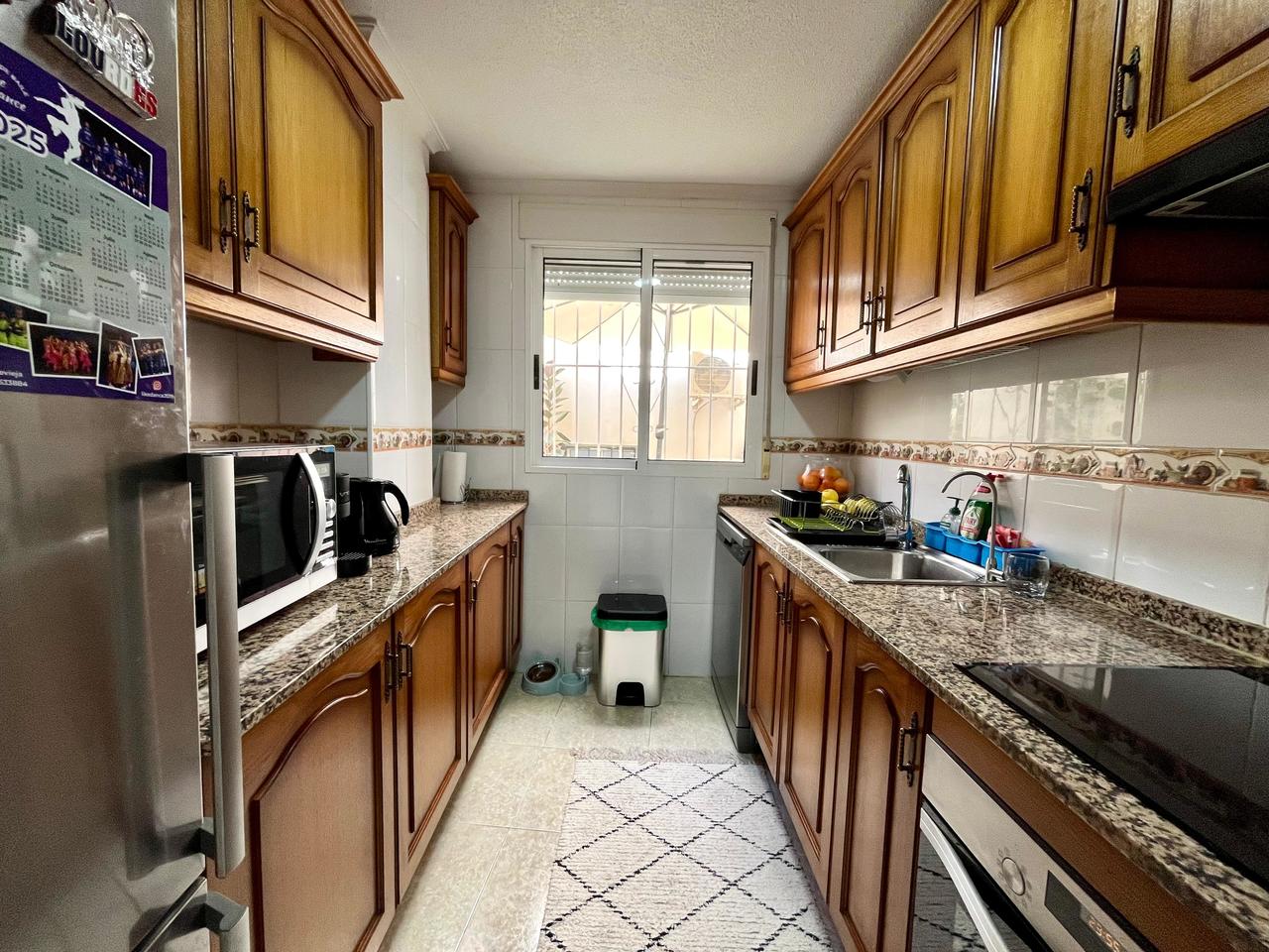 Apartamento en Torrevieja, Alicante, España 4 dormitorios, 115 m2 No. 115957