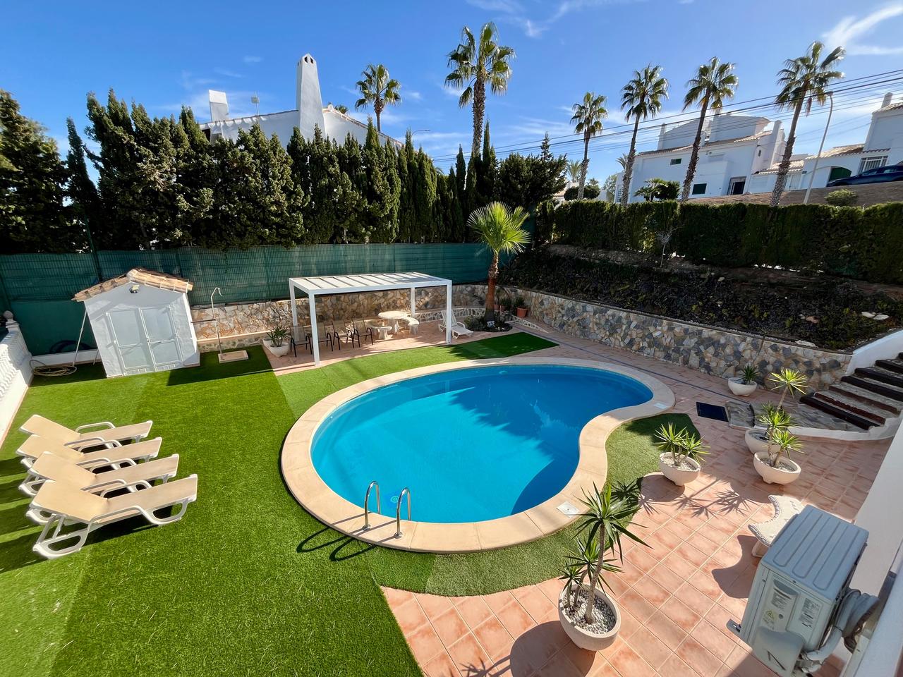 Villa à Villamartin, Alicante, Espagne 4 chambres, 184 m2 No. 115958