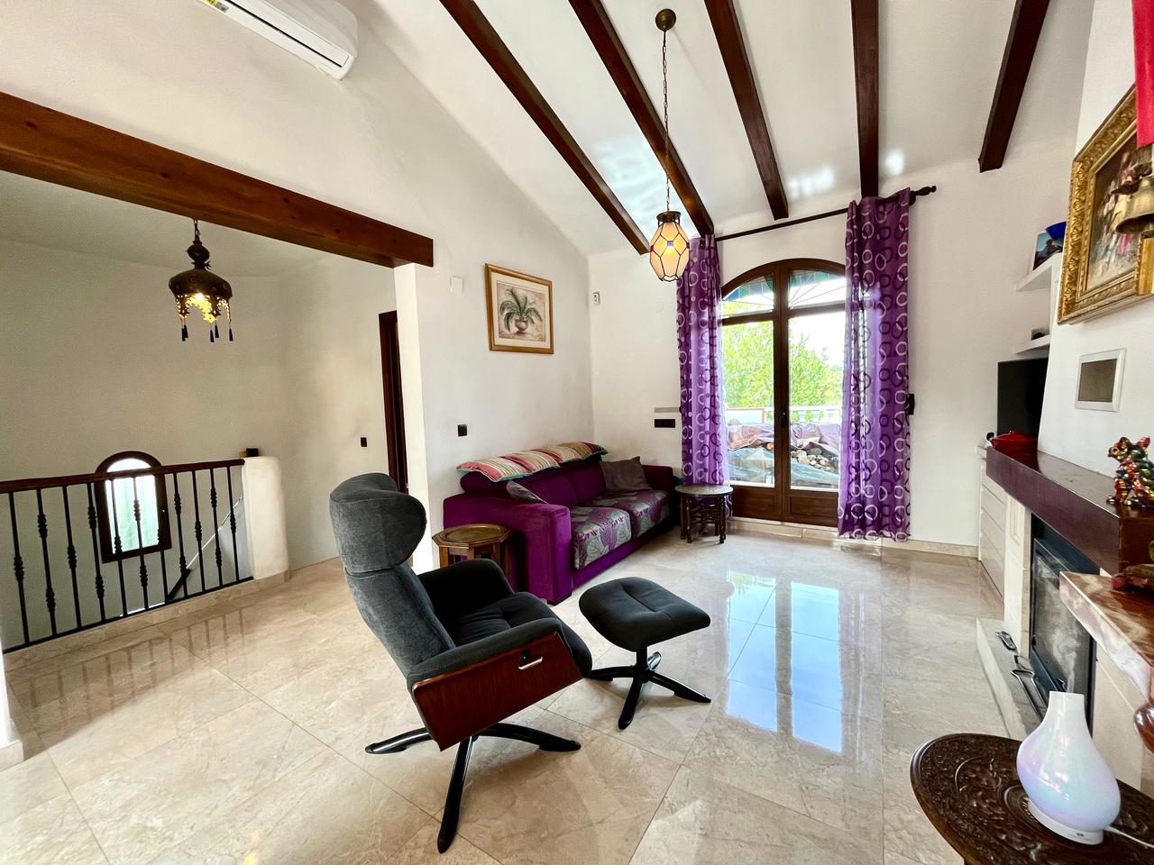 Villa à Villamartin, Alicante, Espagne 4 chambres, 184 m2 No. 115958