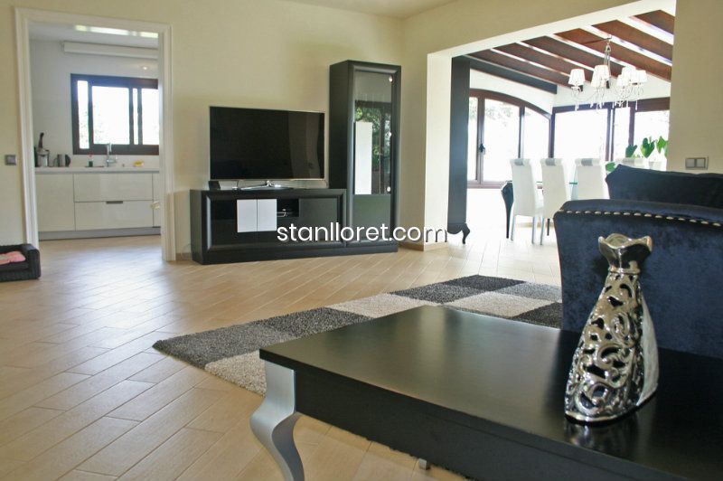 Willa w Lloret de Mar, Girona, Hiszpania 4 sypialnie, 300 mkw. nr 104035