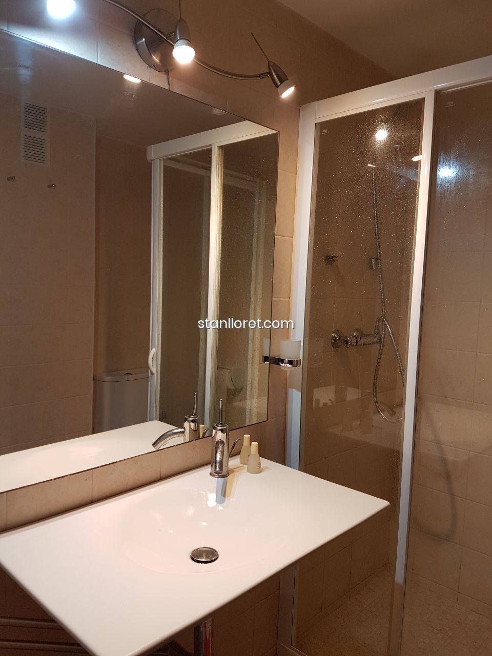 Apartment à Lloret de Mar, Girona, Espagne 2 chambres, 74 m2 No. 104032