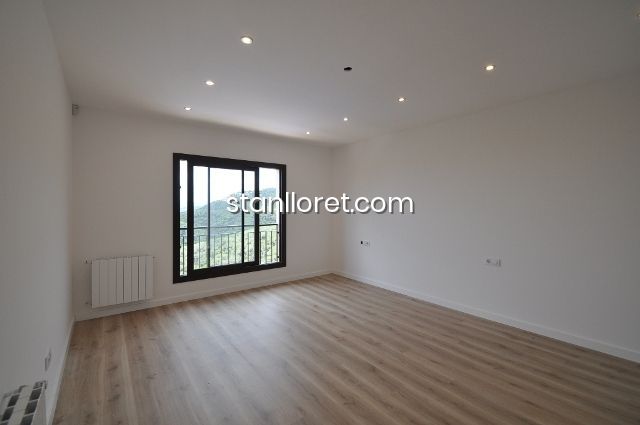 Willa w Lloret de Mar, Girona, Hiszpania 4 sypialnie, 211 mkw. nr 104034