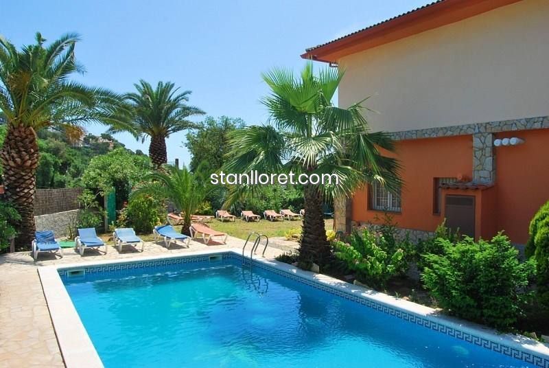 Huvila Lloret de Mar, Girona, Espanja 8 makuuhuonetta, 300 m2 No. 104033