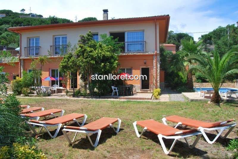 Huvila Lloret de Mar, Girona, Espanja 8 makuuhuonetta, 300 m2 No. 104033