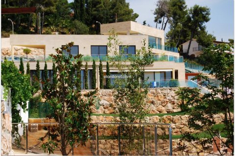 Villa in Tossa de Mar, Girona, Spain 6 bedrooms, 449 sq.m. No. 104031