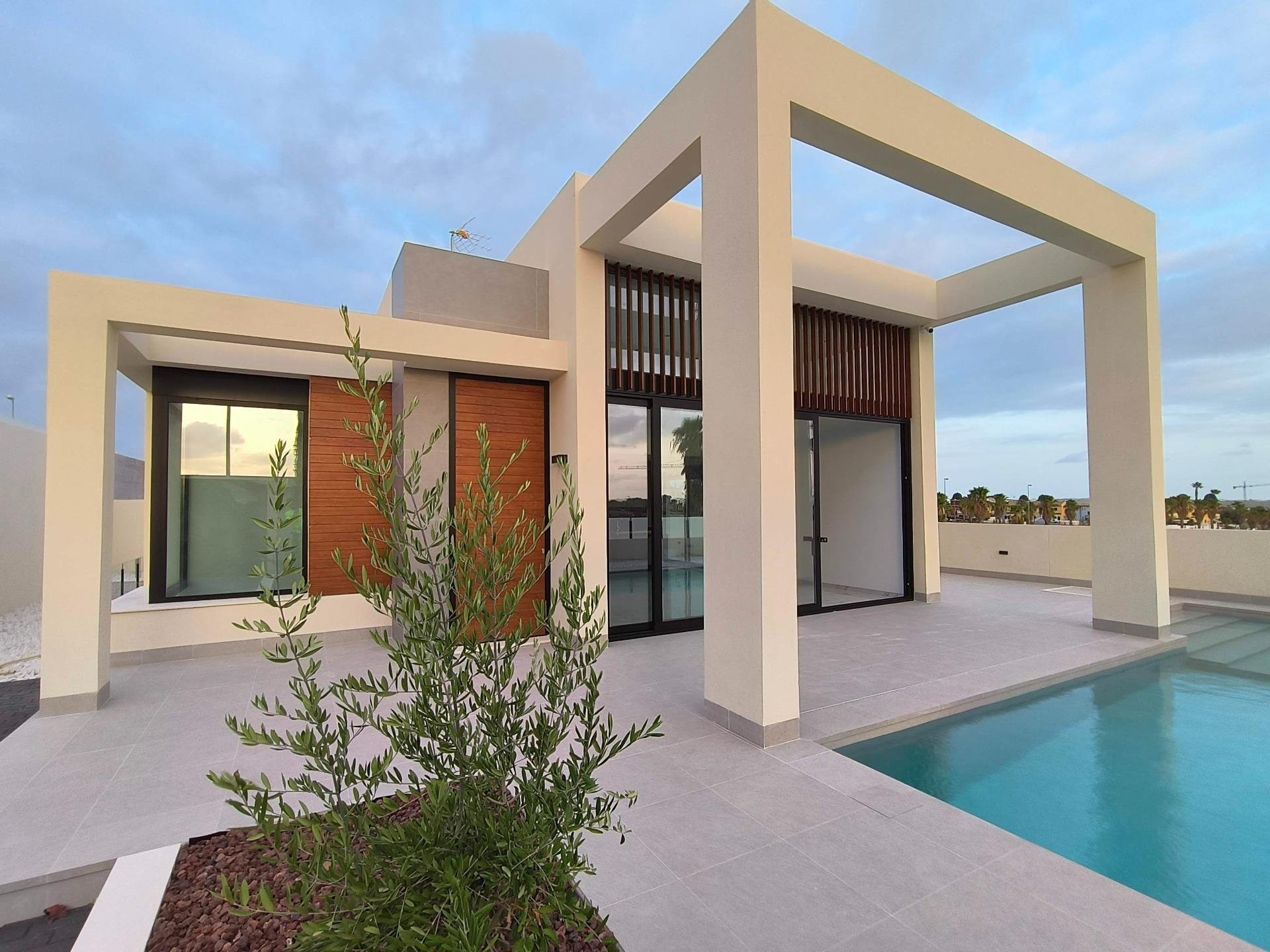 Huvila Rojales, Alicante, Espanja 3 makuuhuonetta, 273 m2 No. 111364