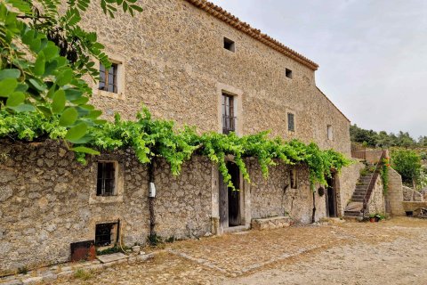 Finca in Escorca, Mallorca, Spain 8 bedrooms, 736 sq.m. No. 102049