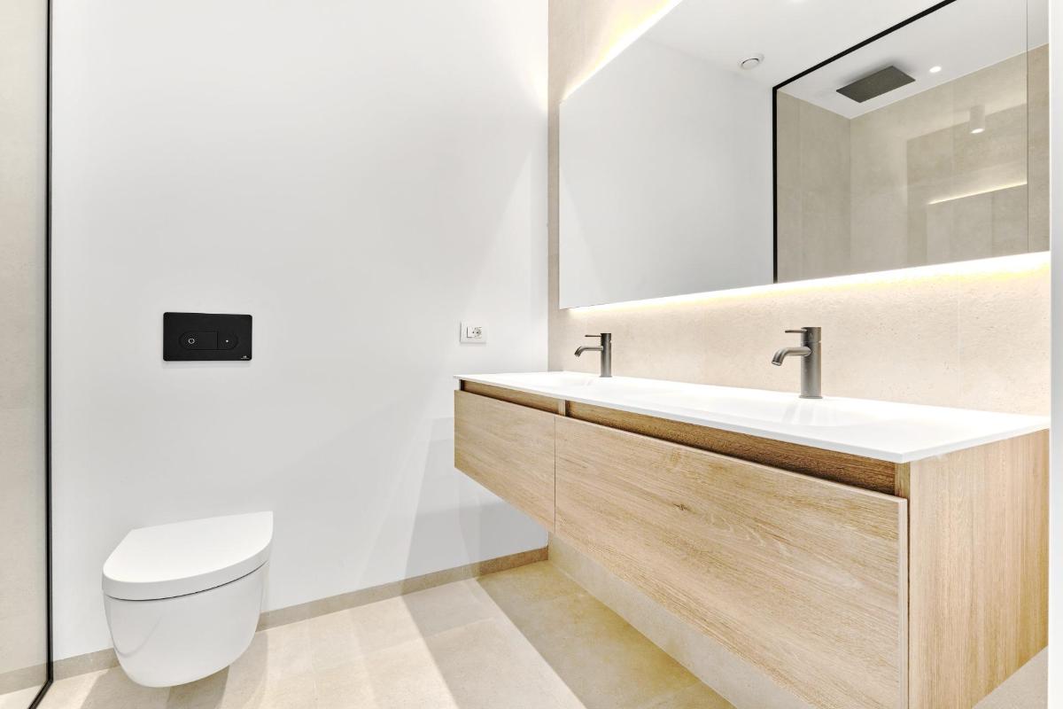 Apartment in Alicante, Spain 3 bedrooms, 133 sq.m. No. 96682