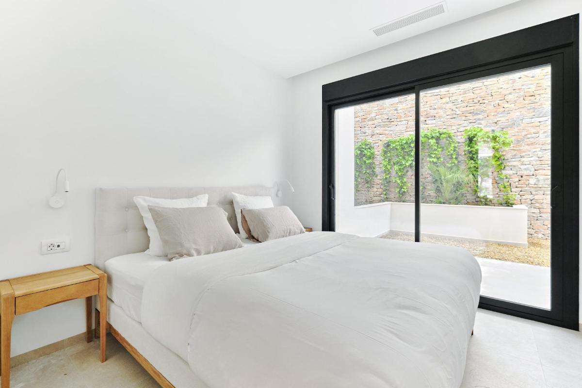 Apartment in Alicante, Spain 3 bedrooms, 133 sq.m. No. 96682