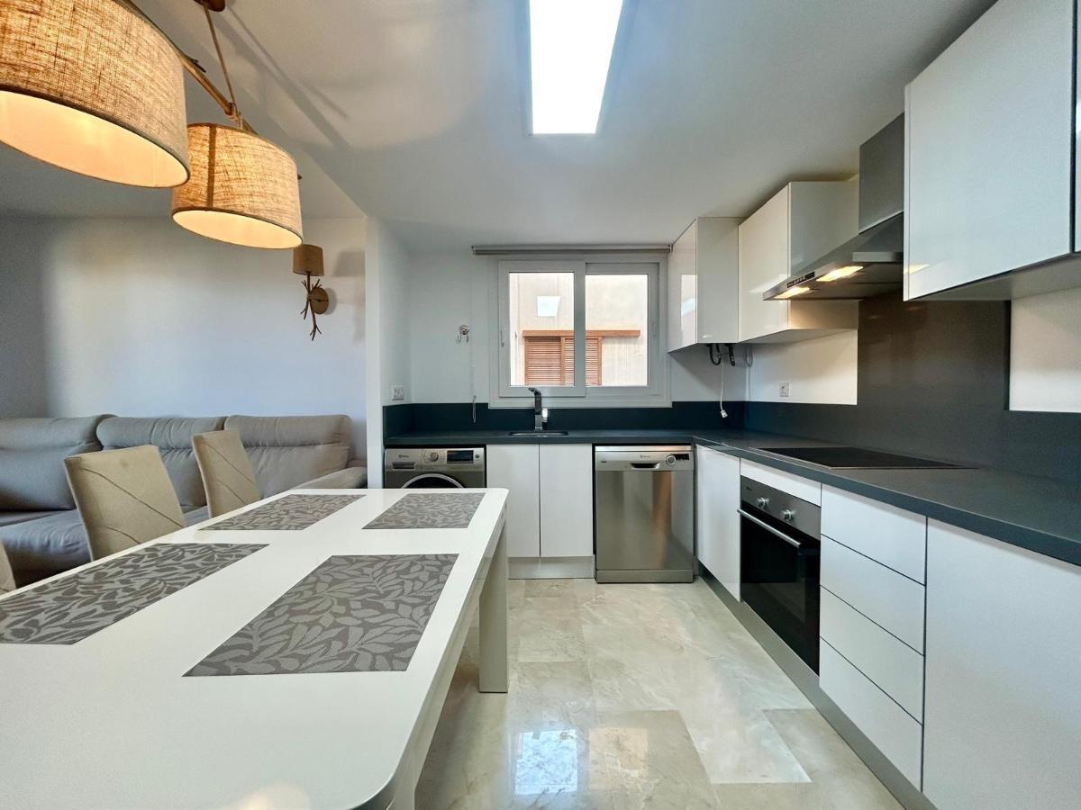 Appartamento a Torrevieja, Alicante, Spagna 3 camere da letto, 111 mq. N° 113001